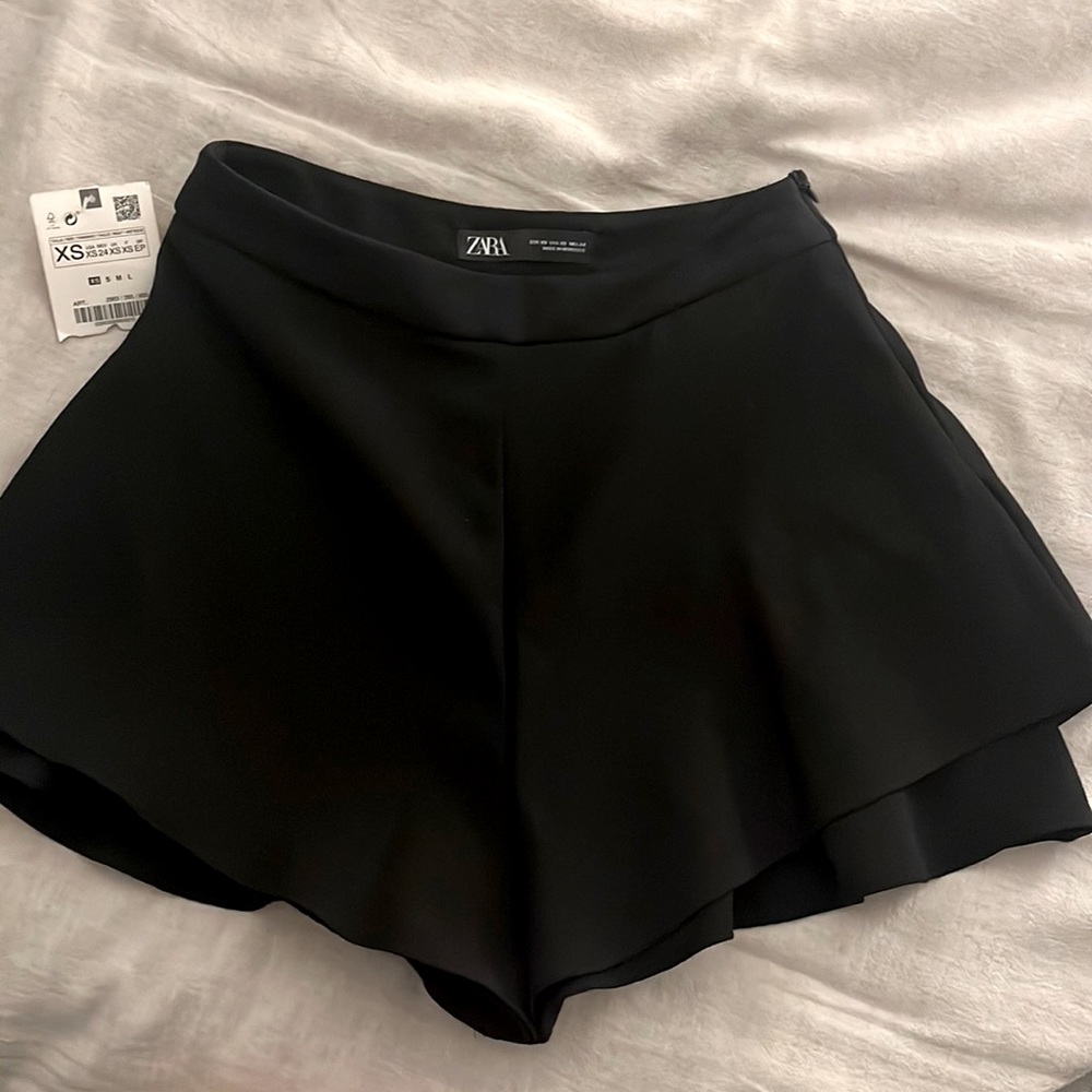 Black Zara dress shorts